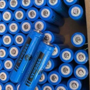 bateria para lanterna 18650 com bico azul